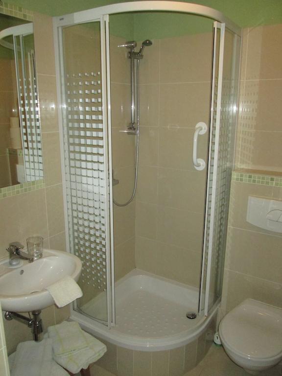 Hotel Zaulek Dębica 客房 照片