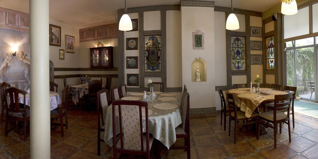 Hotel Zaulek Dębica 外观 照片